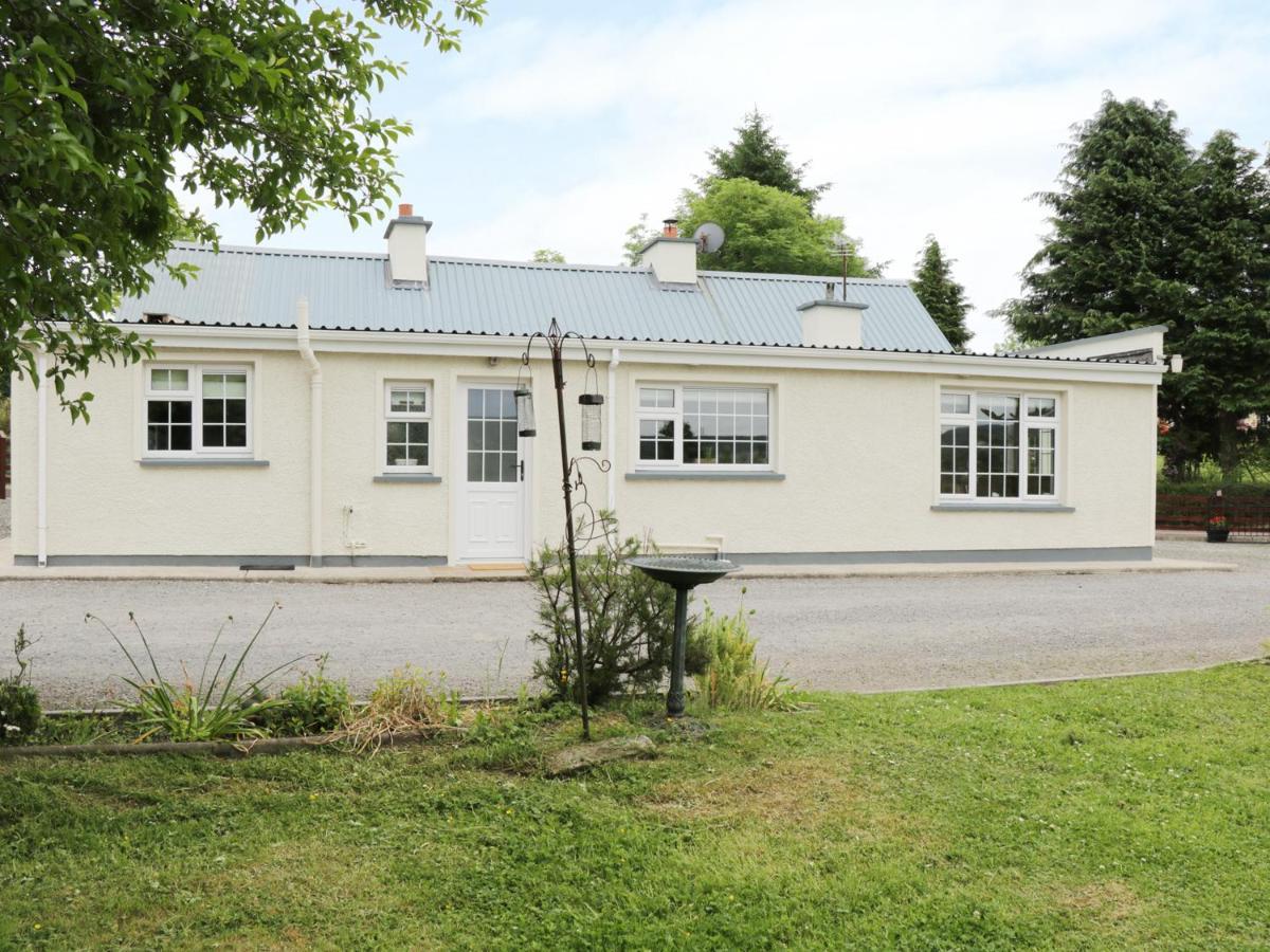Hawthorn Hideaway Villa Manorhamilton Exterior photo